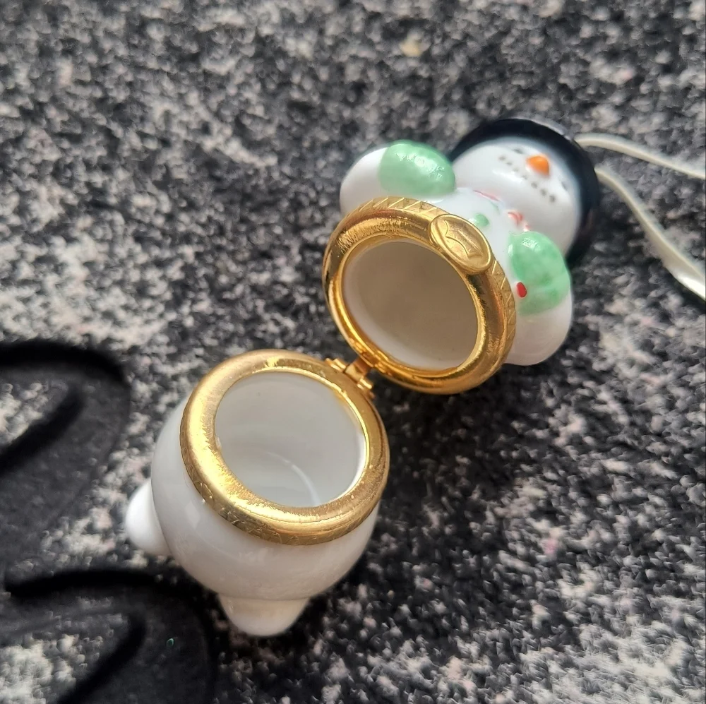 Hallmark add charm